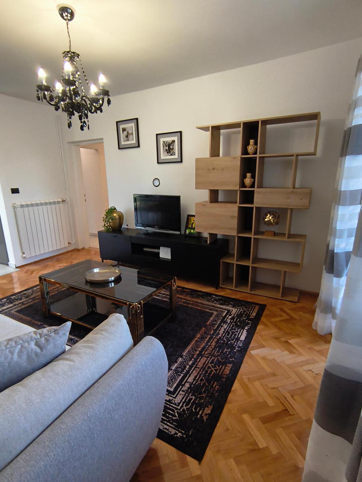 Apartman Zora *